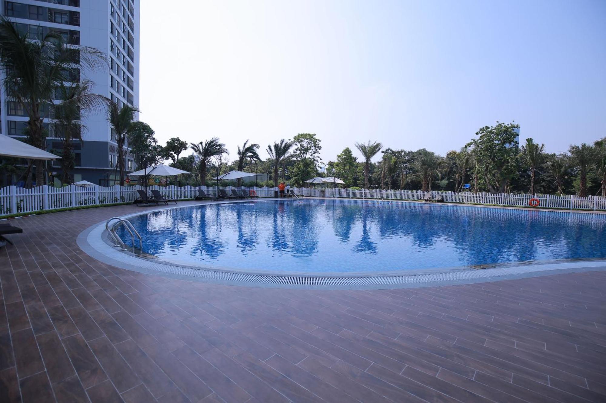 Rosee House -Luxury Apartment In Vinhomes Greenbay هانوي المظهر الخارجي الصورة